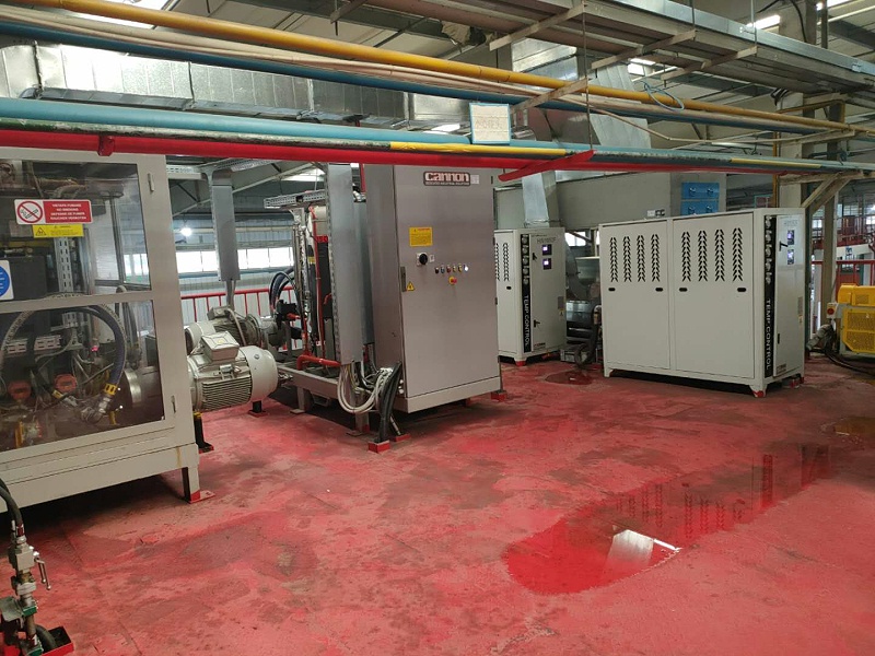 冰箱行業聚氨酯發泡為什們選用恒溫機冷熱一體機 ？