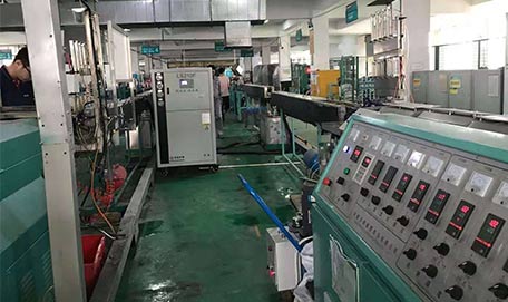 塑料擠出蜜桃中文字幕